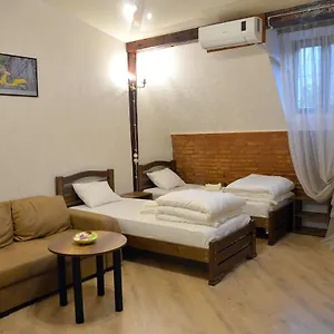 Natia's On Dadiani St. 1 Апартаменты Тбилиси